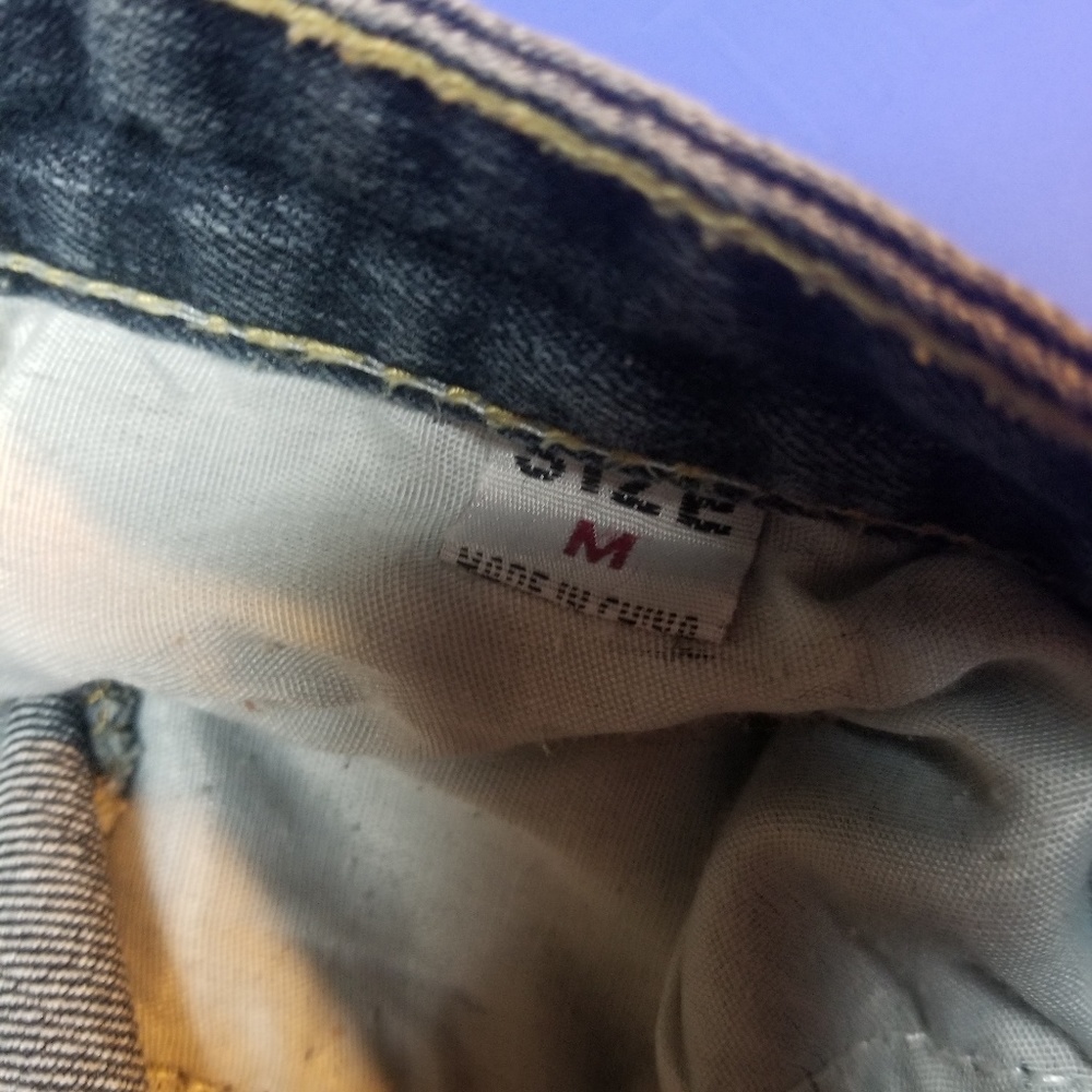 Shorts - Picture 3 of 3